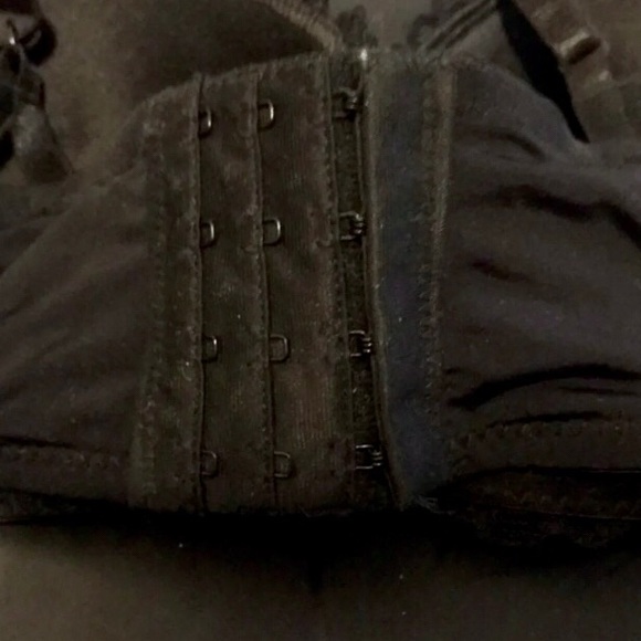 Ambrielle 36C Bra - Picture 2 of 3